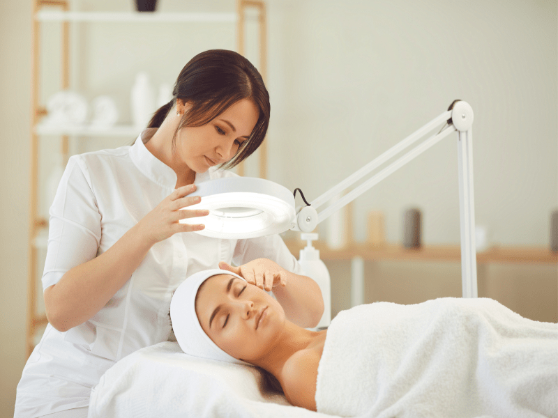 DIY-Skincare-vs-Professional-Facials-2