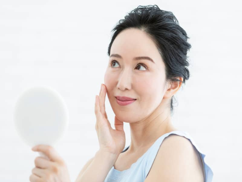 The Secrets Behind Effective Anti-Aging Facials